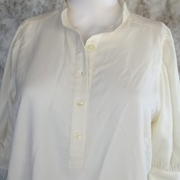 NWT Ann Taylor Pretty Creamy Blouse Made In Philippines Women's Size XS - Picture 3 of 11